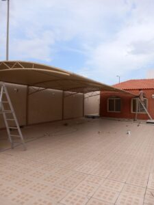 مظلات بدون أعمدة في جدة